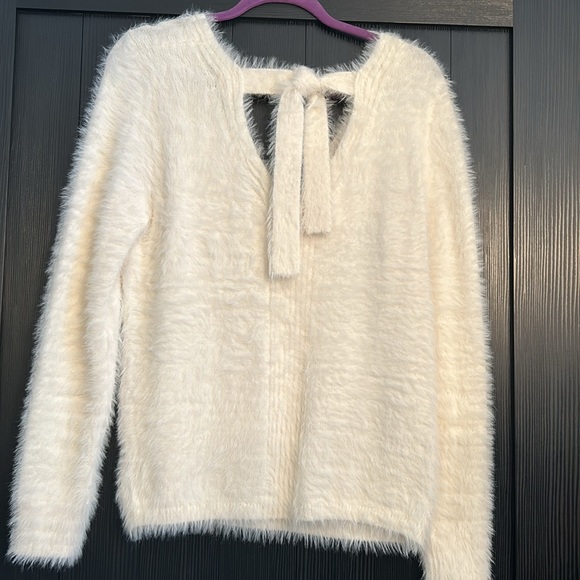 BR white fuzzy sweater - Picture 2 of 5